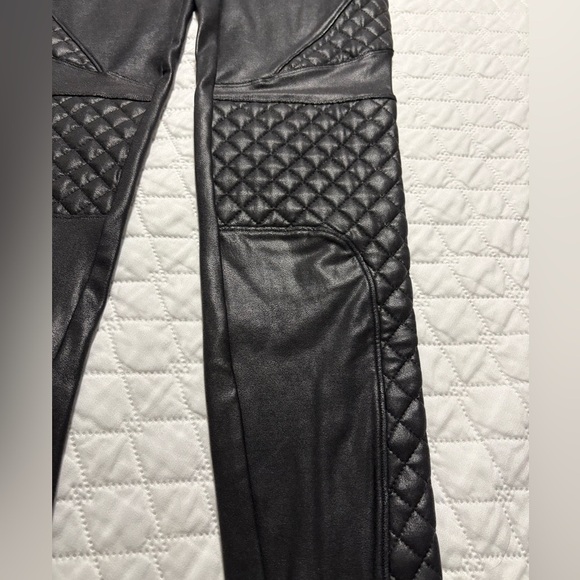 Spanx Black Quilted Faux Leather Leggings - Picture 2 of 7